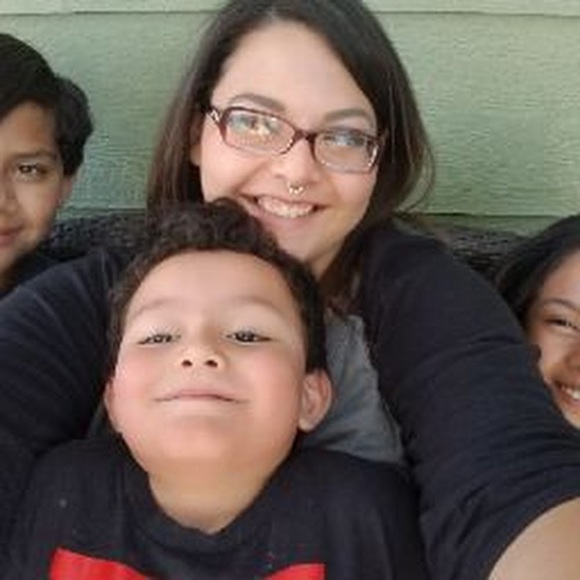 Meet your Posher, Rachael - Picture 1 of 1